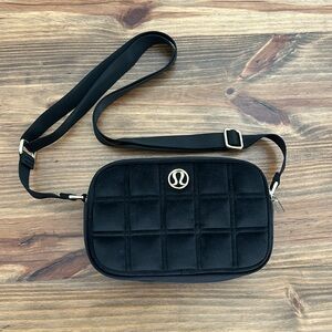 Lululemon Velvet Camera Bag